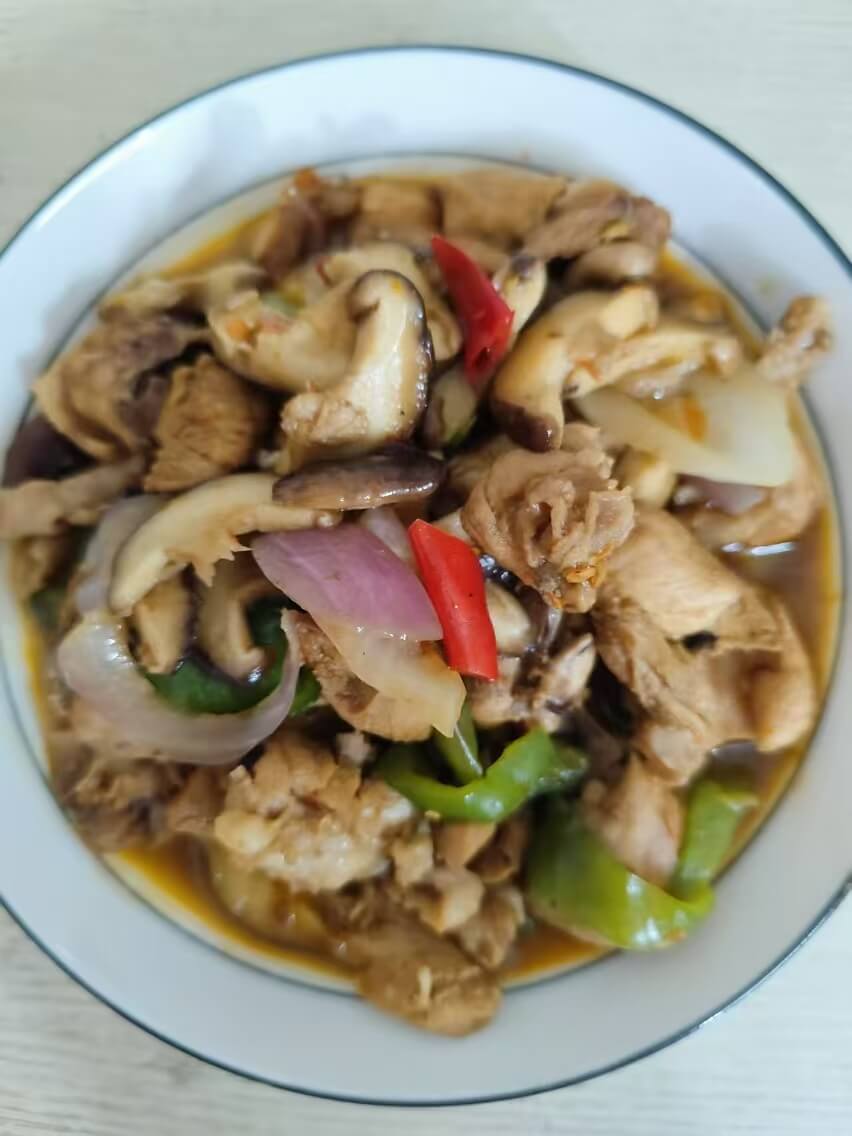 香菇鸡块